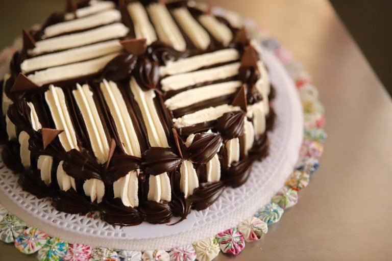 Torta doce para encomenda: elegância e sofisticação para eventos e momentos especiais