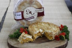 Célia Soutto Mayor - Buffet em BH | Tortas Salgadas para Eventos Intimistas: Elegância para Surpreender Seus Convidados