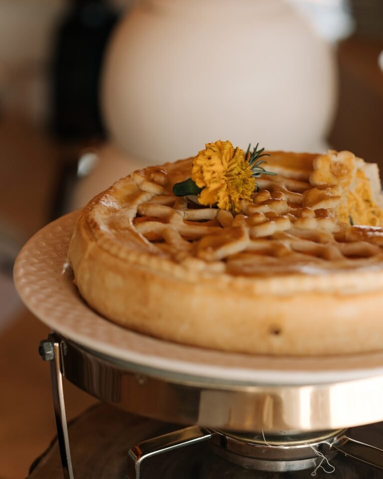 Tortas Salgadas para Eventos Intimistas: Elegância para Surpreender Seus Convidados